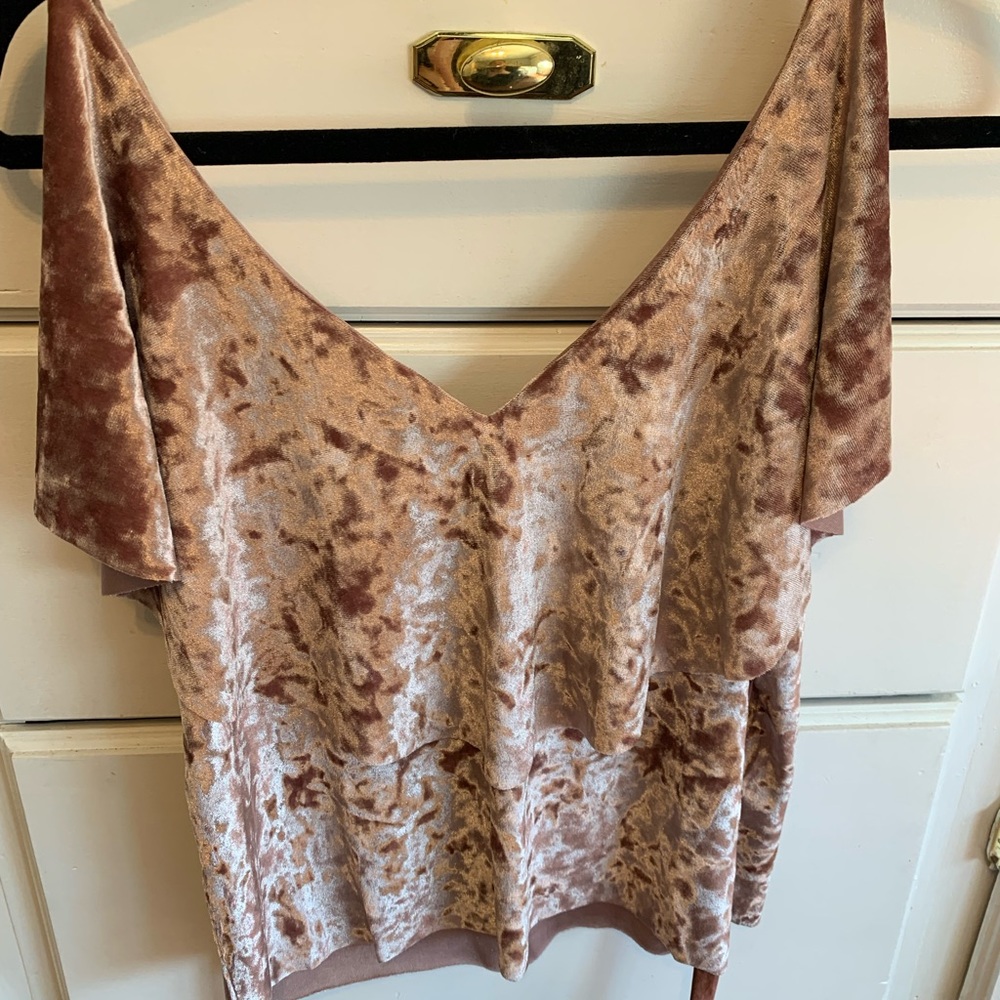 Crushed velvet light pink sleeveless top